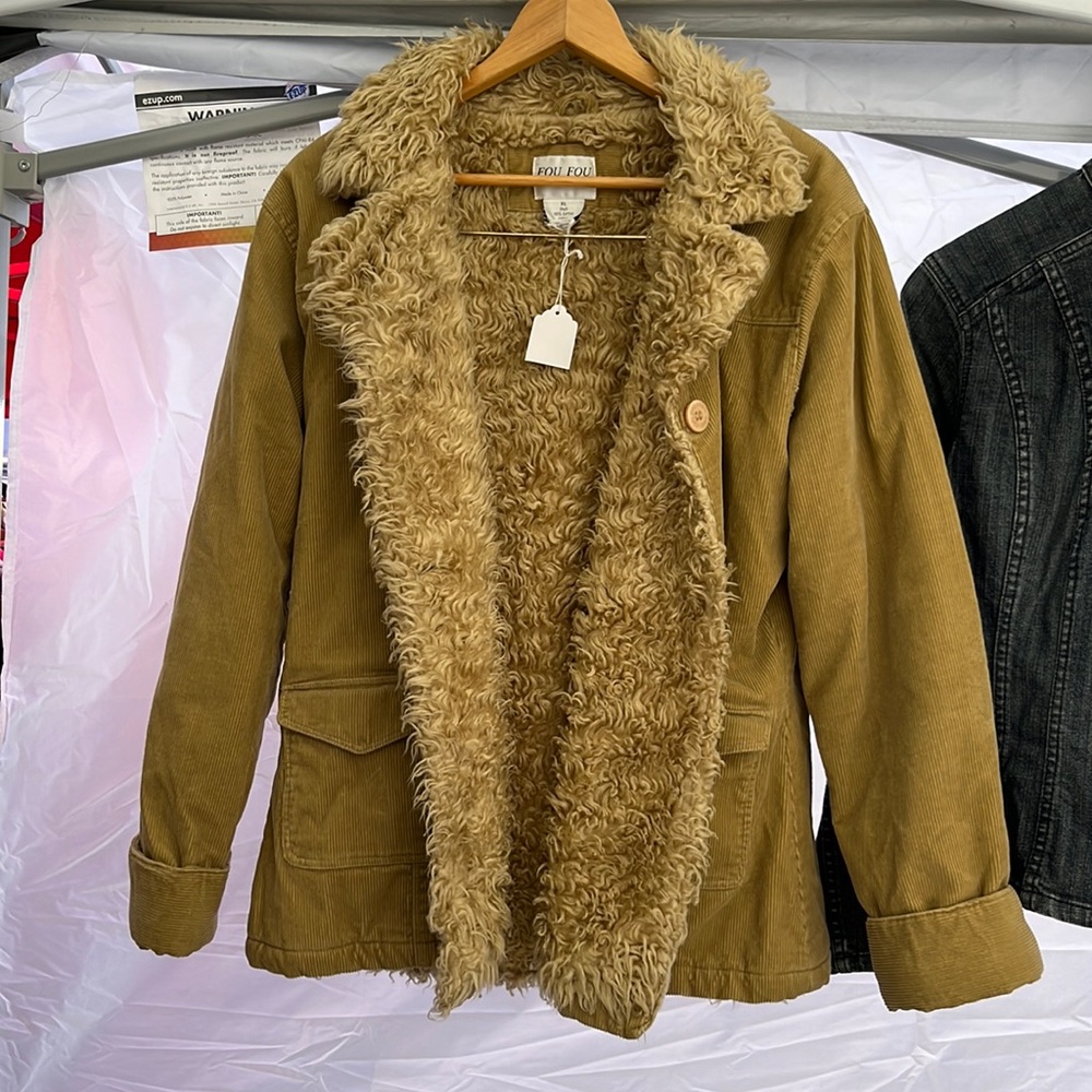 Vintage y2k UNISEX faux fur jacket
